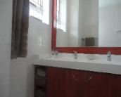 Stellenbosch selfcatering accommodation bathroom